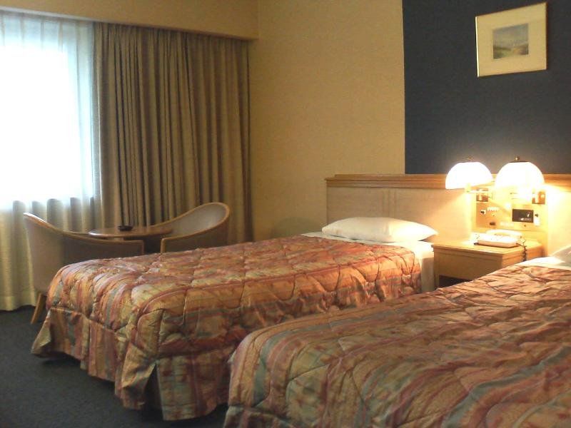 Hotel Plumm Йокогама Экстерьер фото